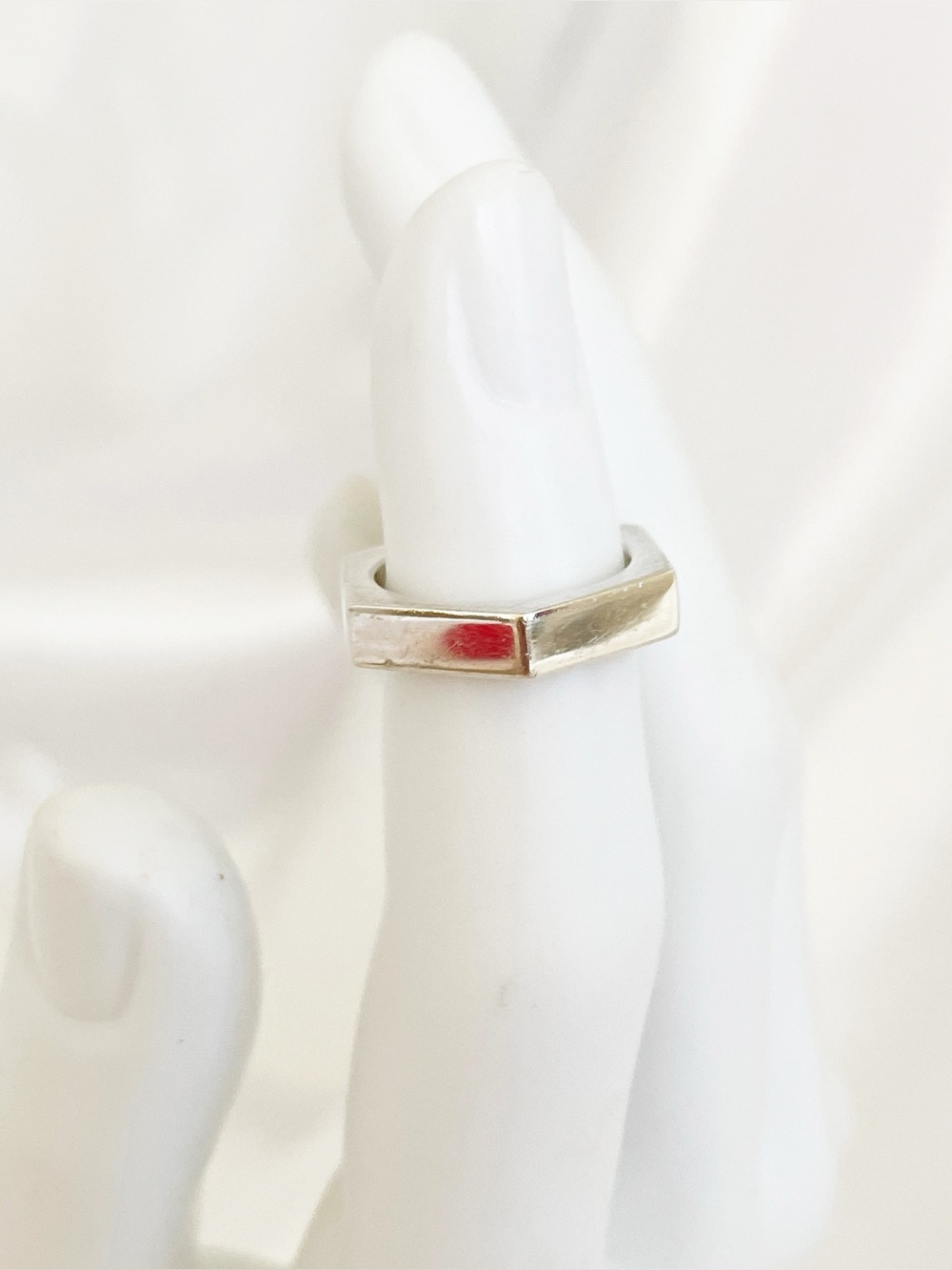 GUCCI Trademark Hexagon Ring Signet Style Sterling Silver Unisex Limited Edition